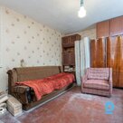 Продается одноэтажный частный дом с 4 комнатами и большим участком земли с аренд
