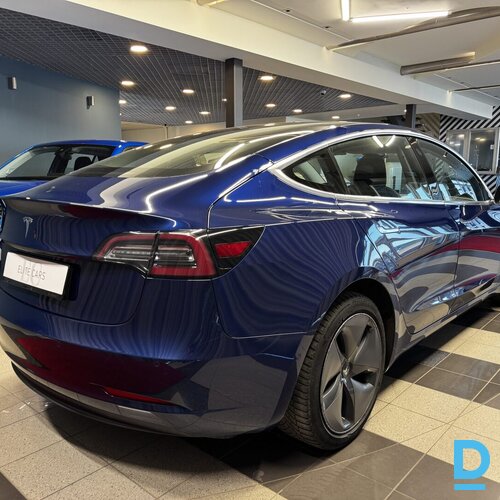 Pārdod Tesla Model 3 Standard Range Plus, 2019
