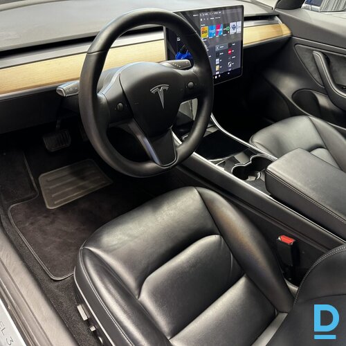 Pārdod Tesla Model 3 Standard Range Plus, 2019