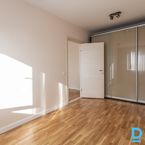 Pārdod dzīvokli Lielā iela 32 Pārdod dzīvokli Lielā iela 32