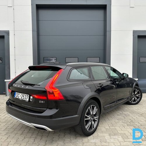 Pārdod Volvo V90 Cross Country, 2.0d D5, AWD