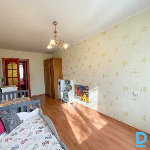 Pārdod dzīvokli Silciema iela 13 k-3