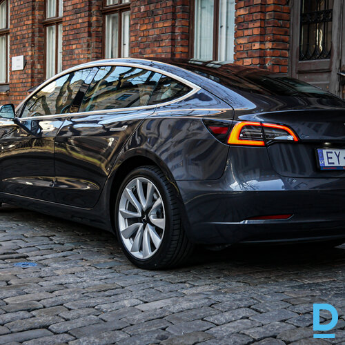 Pārdod Tesla Model 3 75, 2019