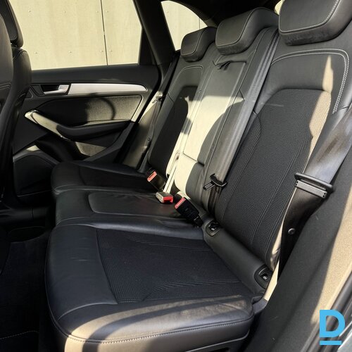 Pārdod Audi Q5 3.0d, 2015