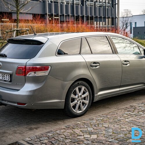 Pārdod Toyota Avensis 2.0d, manuāls, 2009