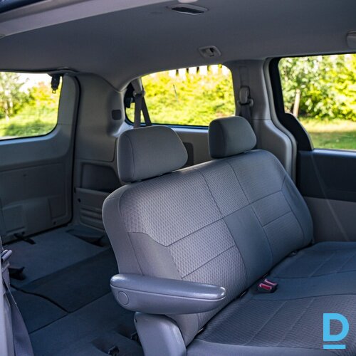 Pārdod Chrysler Town & Country 3.3 benzīns/gāze, 2007 Pārdod Chrysler Town & Country 3.3 benzīns/gāze, 2007