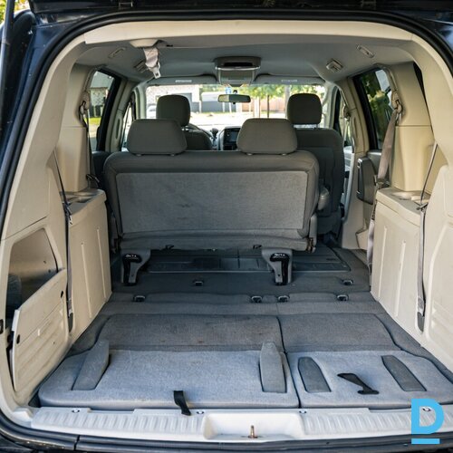 Pārdod Chrysler Town & Country 3.3 benzīns/gāze, 2007 Pārdod Chrysler Town & Country 3.3 benzīns/gāze, 2007