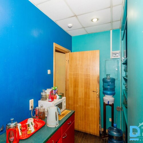 16.3 m² biroja telpas, Krišjāņa Barona iela 33/35, Centrs, Rīga, Latvija.