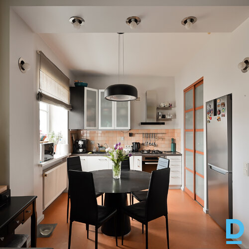 Pārdod dzīvokli Stūres iela 1a Pārdod dzīvokli Stūres iela 1a