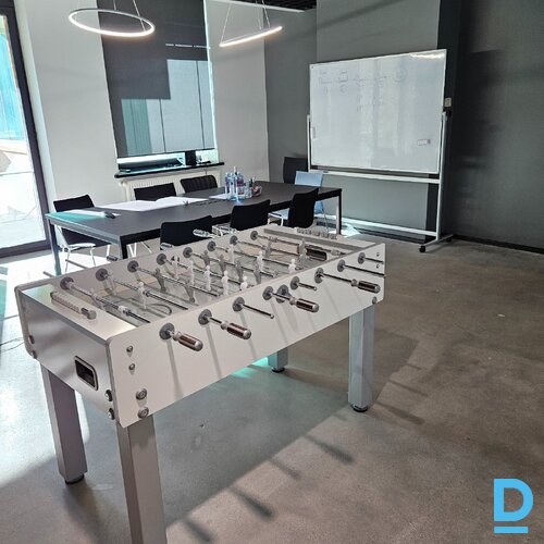 Mūsdienīgs birojs Rīgas klusajā centrā Mūsdienīgs birojs Rīgas klusajā centrā