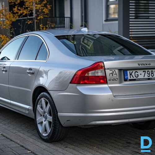 Pārdod Volvo S80 2.4d, automāts, 2006