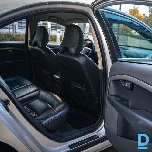 Pārdod Volvo S80 2.4d, automāts, 2006