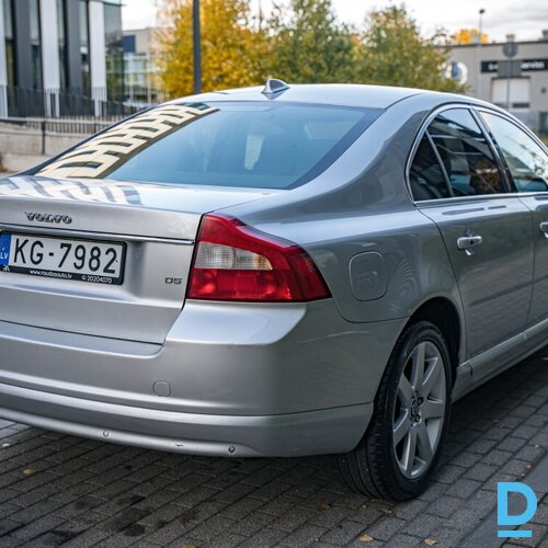 Pārdod Volvo S80 2.4d, automāts, 2006