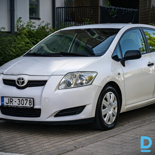 Pārdod Toyota Auris 1.4d, 2008