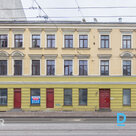 Полностью отремонтированная, светлая 2-комнатная квартира с отдельной кладовой в