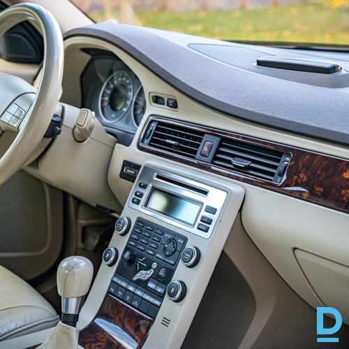 Pārdod Volvo S80, 2.4d, manuāls, 2006