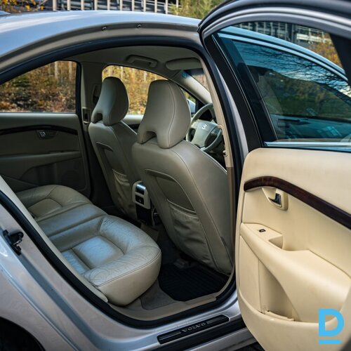 Pārdod Volvo S80, 2.4d, manuāls, 2006