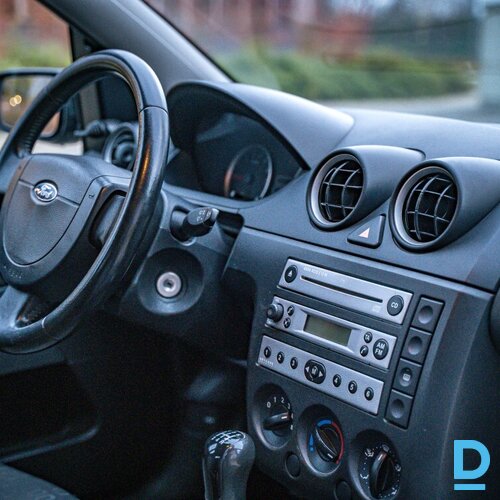 Pārdod Ford Fiesta 1.3i, 2005 Pārdod Ford Fiesta 1.3i, 2005