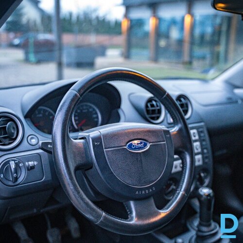 Pārdod Ford Fiesta 1.3i, 2005 Pārdod Ford Fiesta 1.3i, 2005