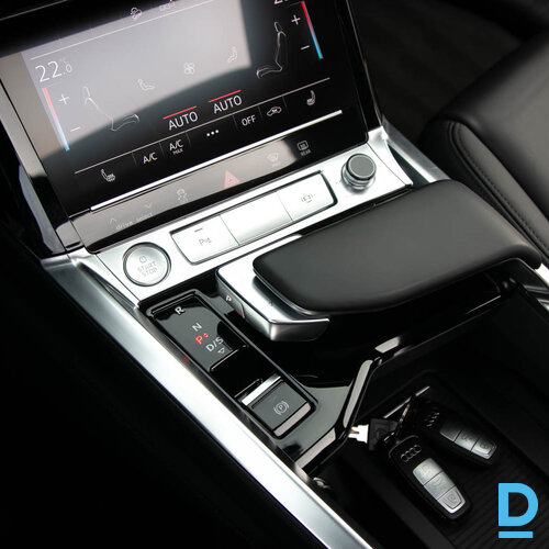 Pārdod Audi e-Tron 50 Quattro, 2020 Pārdod Audi e-Tron 50 Quattro, 2020