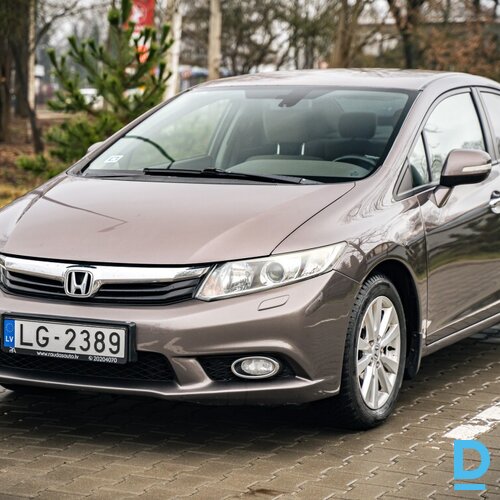 Pārdod Honda Civic 1.8i, 2012