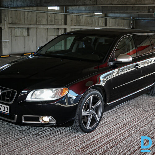 Pārdod Volvo V70 2.0d, 2013