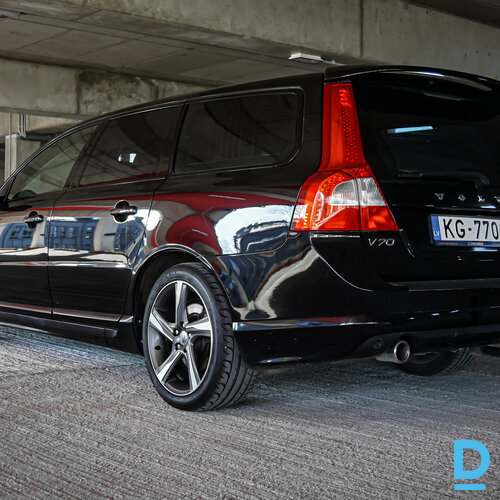 Pārdod Volvo V70 2.0d, 2013