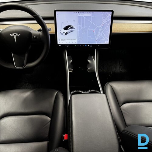 Pārdod Tesla Model 3 Standard Range Plus, 2019