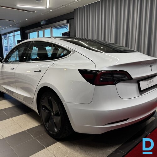 Pārdod Tesla Model 3 Standard Range Plus, 2019