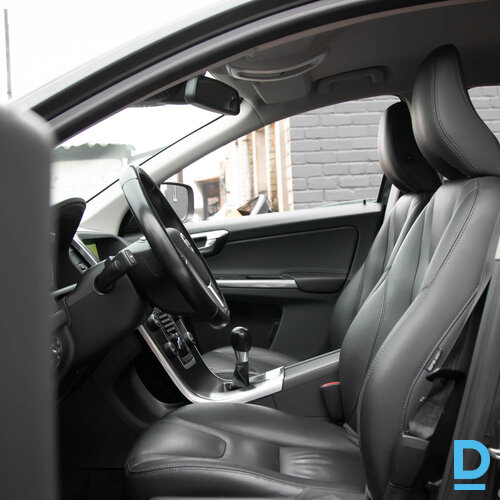 Pārdod Volvo XC60, 2.4D5, 2014