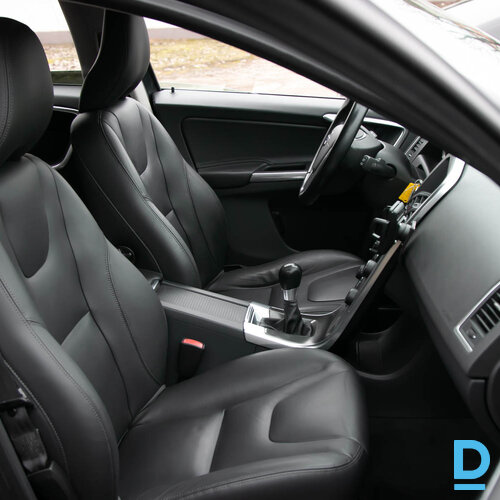Pārdod Volvo XC60, 2.4D5, 2014