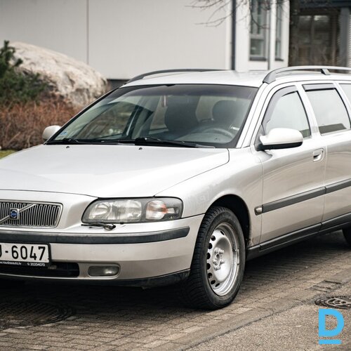 Pārdod Volvo V70 2.4d, 2001
