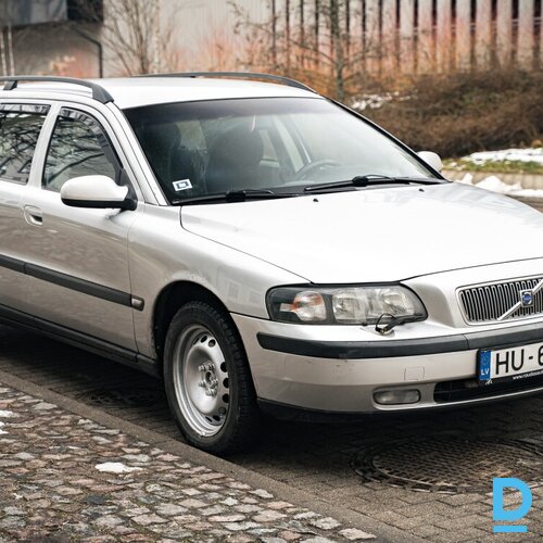 Pārdod Volvo V70 2.4d, 2001