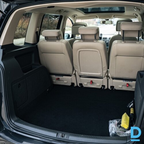 Pārdod Volkswagen Touran 2.0d, 2014
