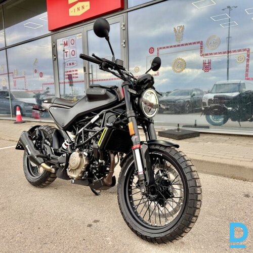 Pārdod Husqvarna Svartpilen 125 motociklu, 125 cm³, 2022 Pārdod Husqvarna Svartpilen 125 motociklu, 125 cm³, 2022