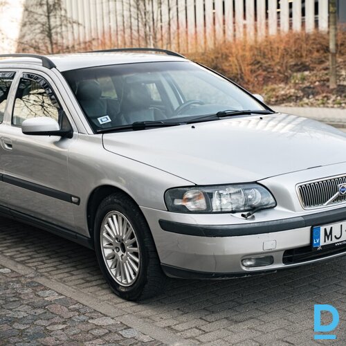 Pārdod Volvo V70 2.4d, 2004