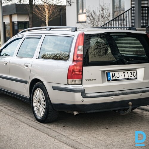 Pārdod Volvo V70 2.4d, 2004