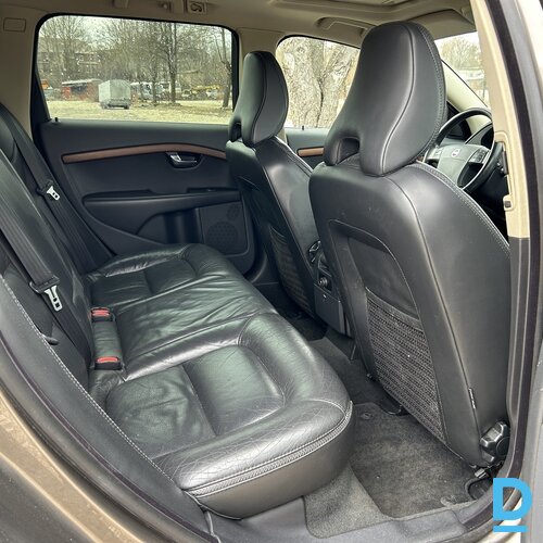 Pārdod Volvo XC70 2.4d, 2008
