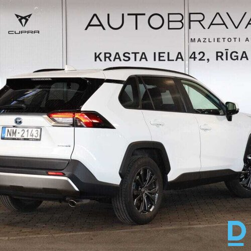 Pārdod Toyota Rav4 Hybrid Luxury Plus 2Wd 2.5, 2023 Pārdod Toyota Rav4 Hybrid Luxury Plus 2Wd 2.5, 2023