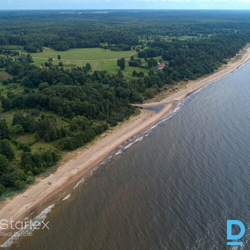 Pārdodam zemi jaunā ciematā - Baltijas jūras piekrastē. Īpašums atrodas Liepupes pagastā, Limbažu novadā, ciematā Lembužos