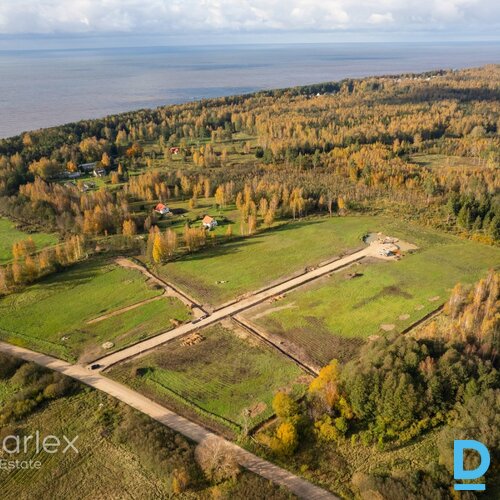 Pārdodam zemi jaunā ciematā - Baltijas jūras piekrastē. Īpašums atrodas Liepupes pagastā, Limbažu novadā, ciematā Lembužos