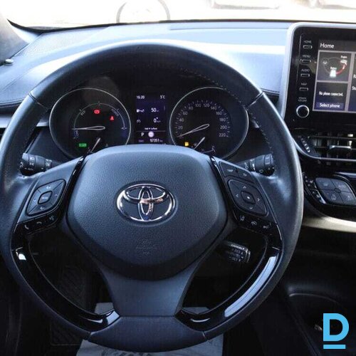 Pārdod Toyota C-HR Hybrid 1.8, 2021 Pārdod Toyota C-HR Hybrid 1.8, 2021
