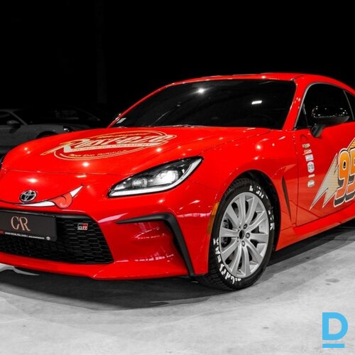 Pārdod Toyota GR86, 2023