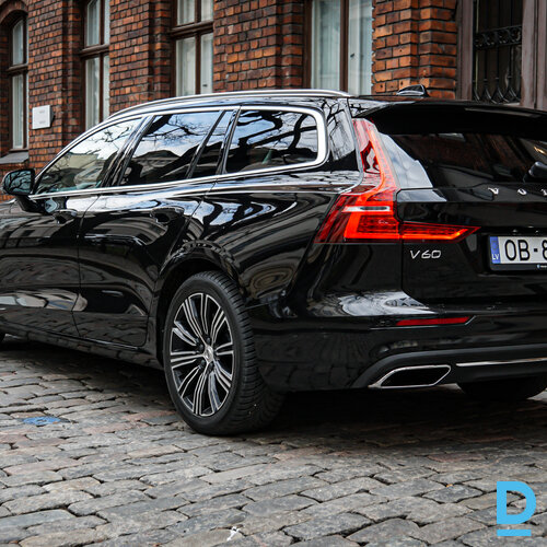 Pārdod Volvo V60 2.0d, 2020