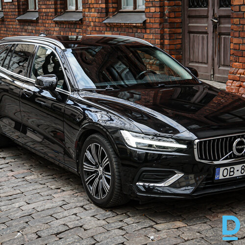 Pārdod Volvo V60 2.0d, 2020