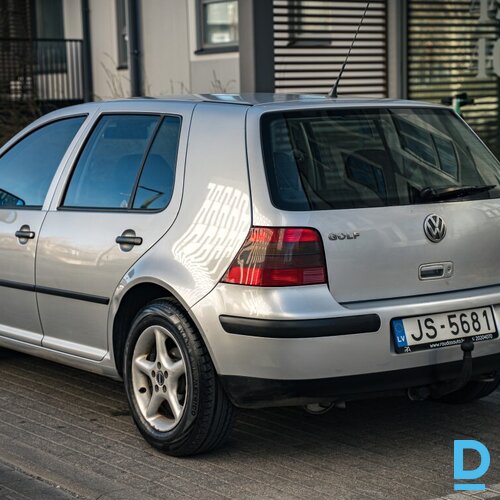 Pārdod Volkswagen Golf 4 1.6i, 2001