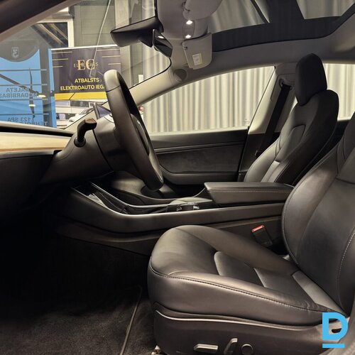 Pārdod Tesla Model 3 Standard Range Plus, 2019