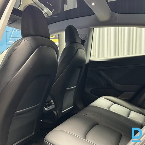Pārdod Tesla Model 3 Standard Range Plus, 2019