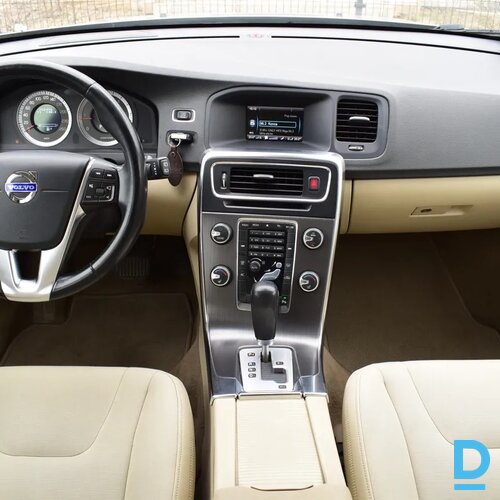 Pārdod Volvo V60 2.0D, 2010 Pārdod Volvo V60 2.0D, 2010