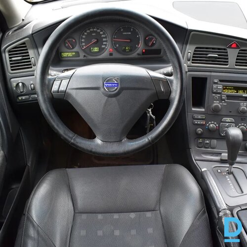Pārdod Volvo S60 2.0D, 2003